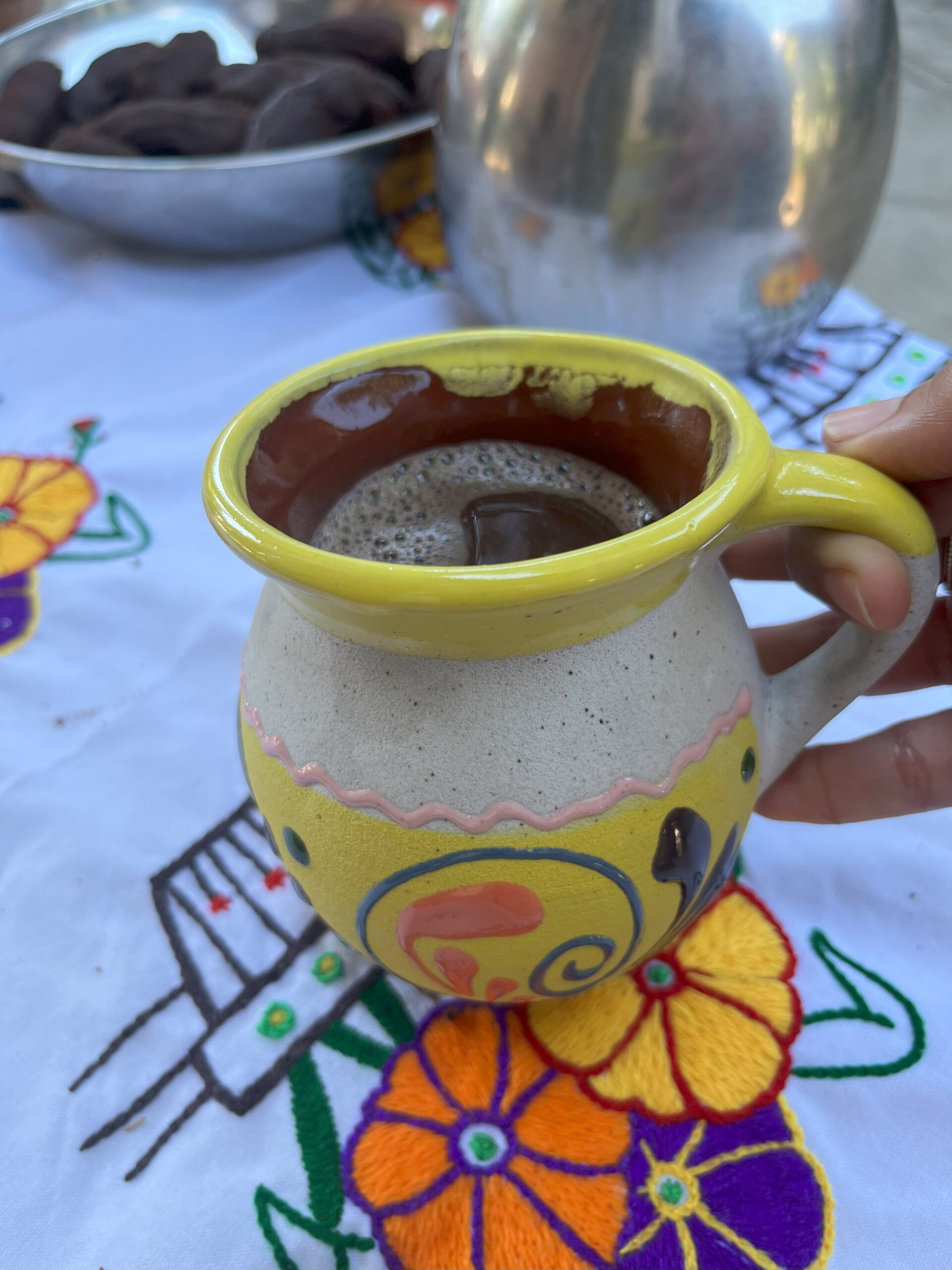 Authentic salvadoran hot chocolate (Tablilla)