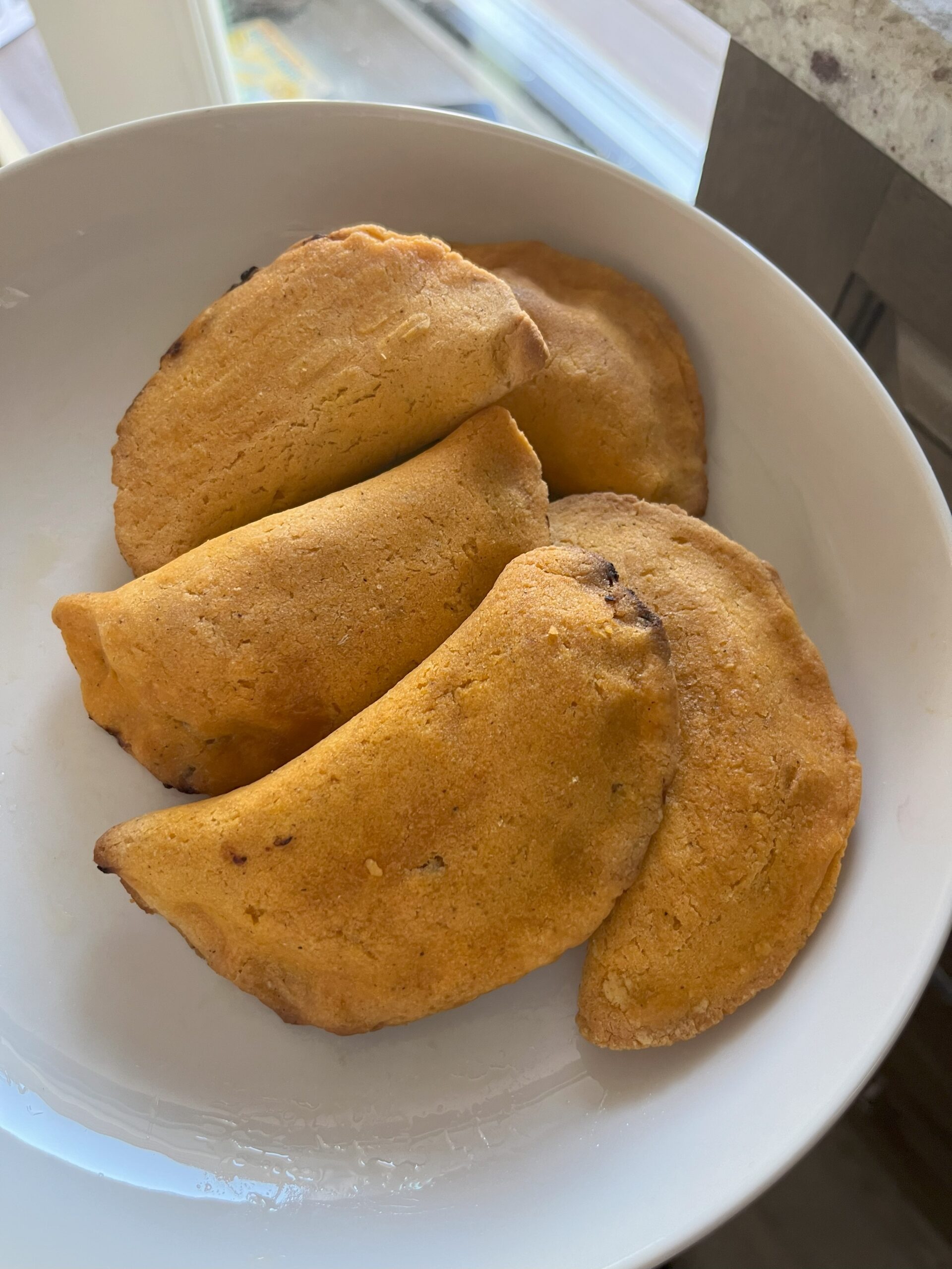 Salvadoran corn empanadas in the Airfryer (Pastelitos de Carne)